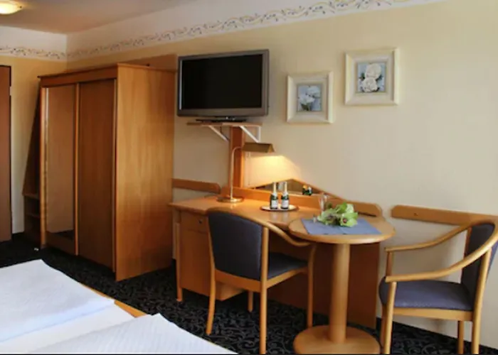 Maximilian Hotel 3*