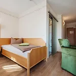 Maximilian Hotel 3*