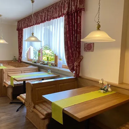 Maximilian Отель